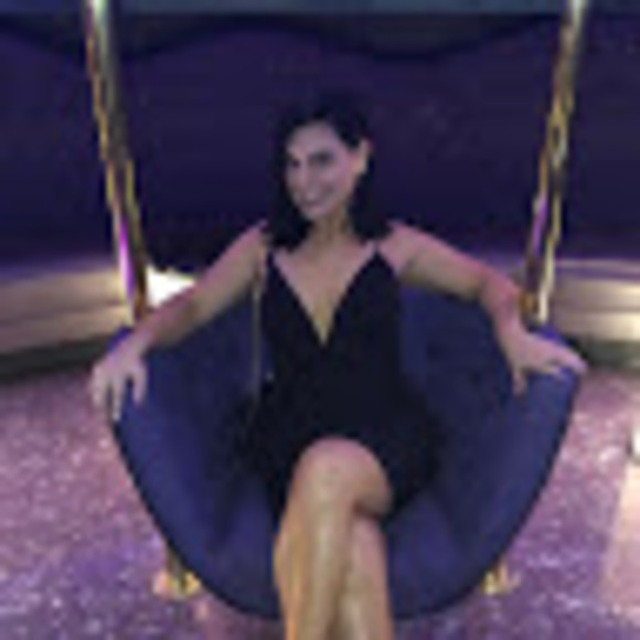 Meet your Posher, Tanya - Picture 1 of 1